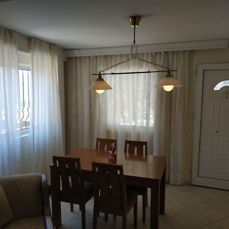 Near Airport And Metropolitan Artemis George Cozy Home 외부 사진