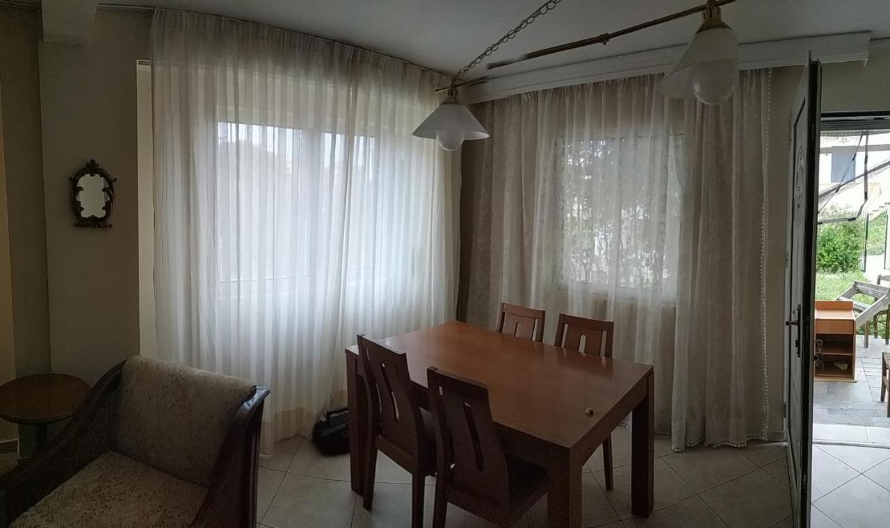 Near Airport And Metropolitan Artemis George Cozy Home 외부 사진